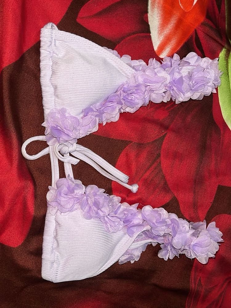 Very Pretty Biking Top Small Size😍👙