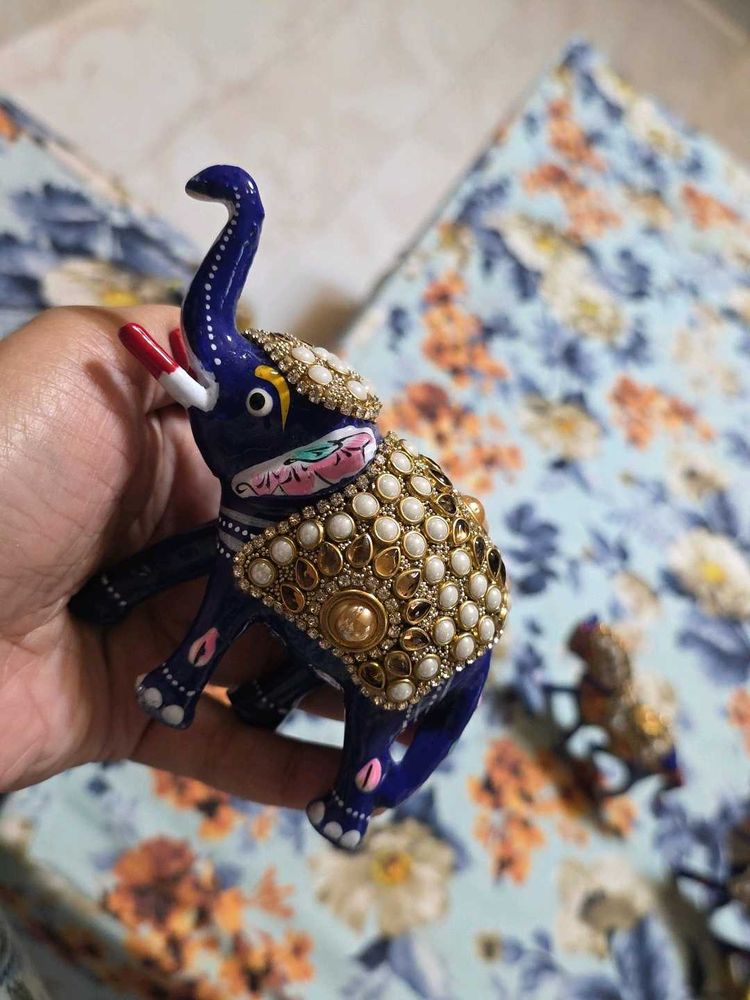 Elephant Horse Camel Tortoise Showpiece