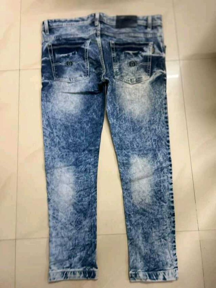 light blue skinny fit jeans