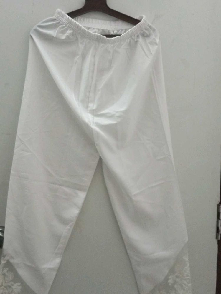 White Leggings with Lace Detail