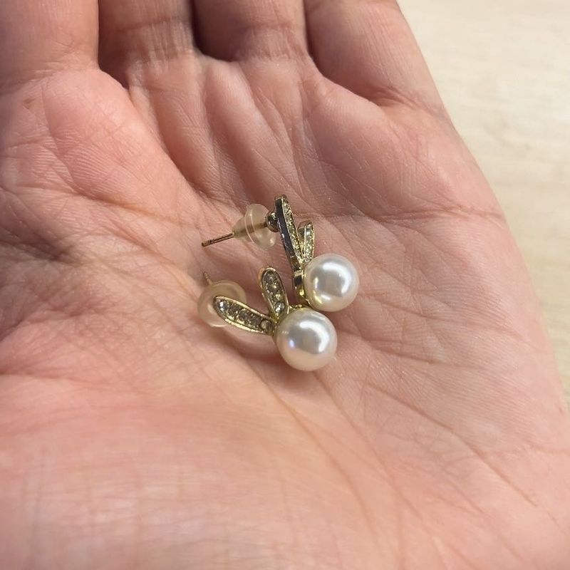 Bunny Earring