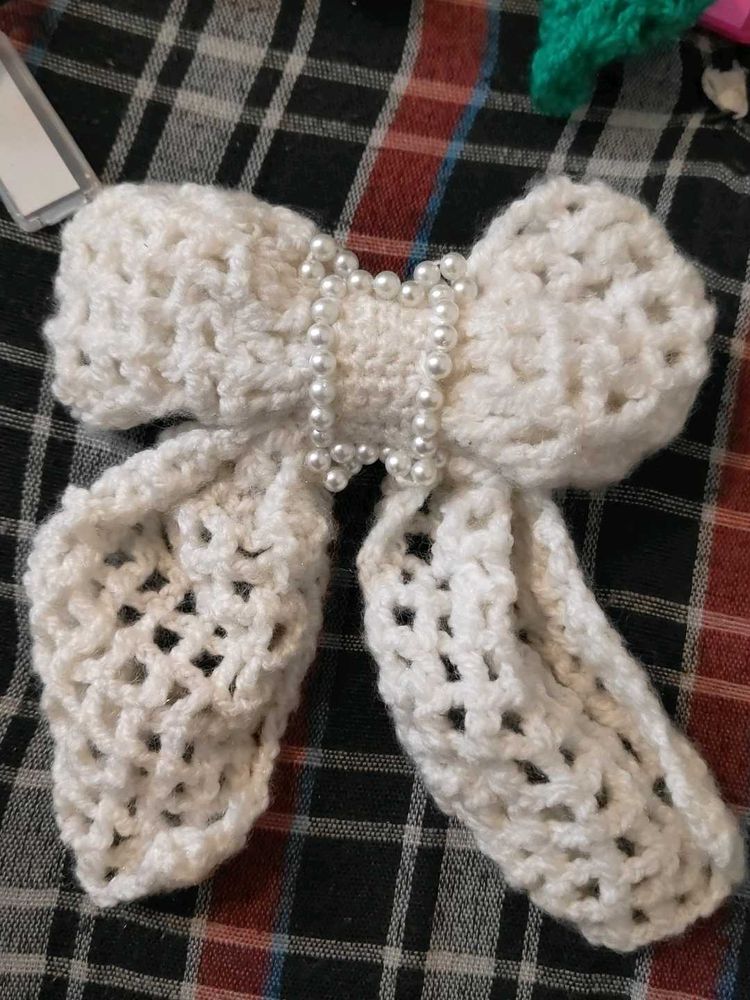 Crochet Bow Hair Clip