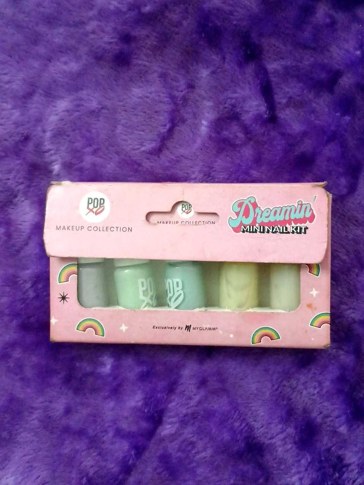 Myglamm Dreaming Mini Nail Kit