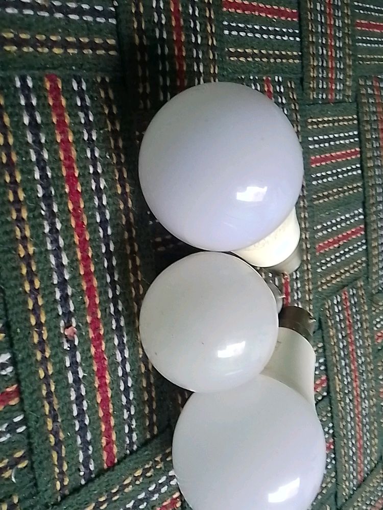 3 Led Bulbs