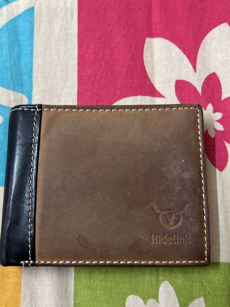 Hidelink Wallet in excellent condition