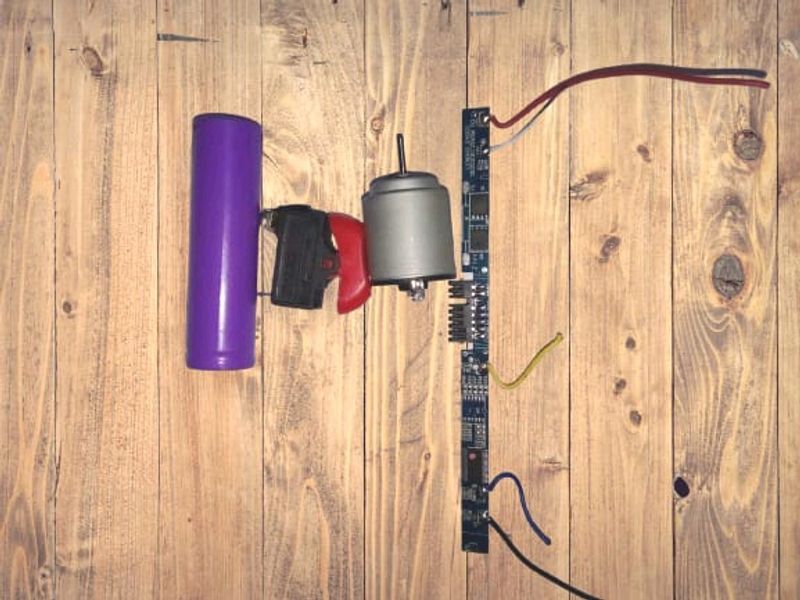 COMBO OF FOUR ELECTRIC COMPONENTS,IN LOWER PRICE.