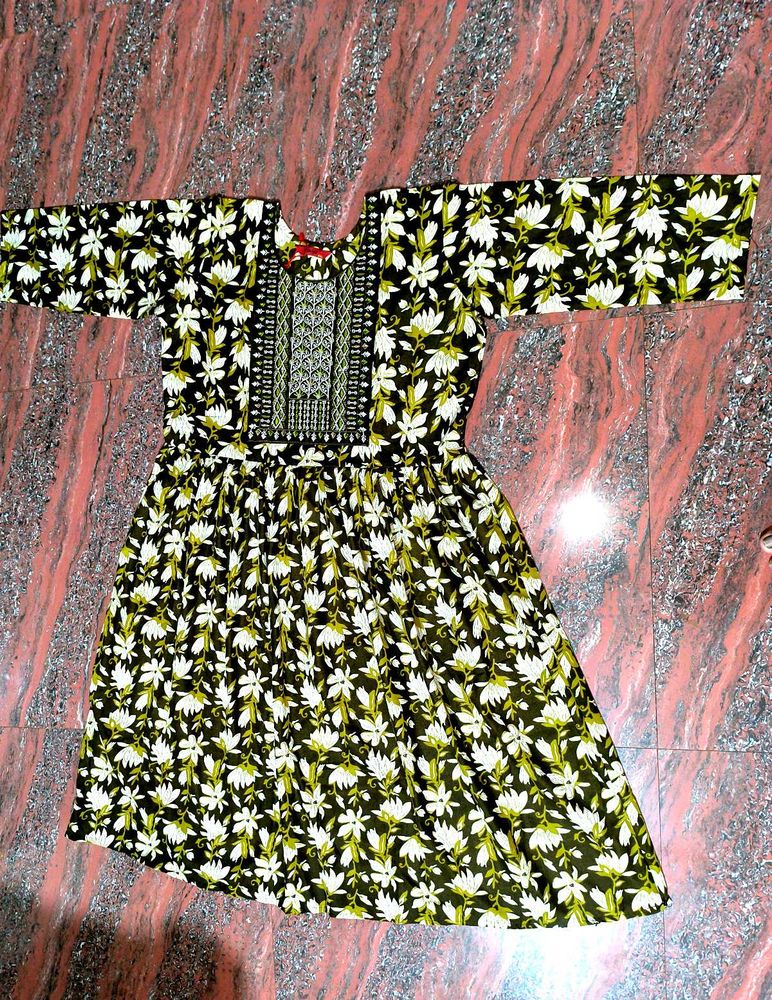 Anarkali Green Colour Flower Print Full Set.