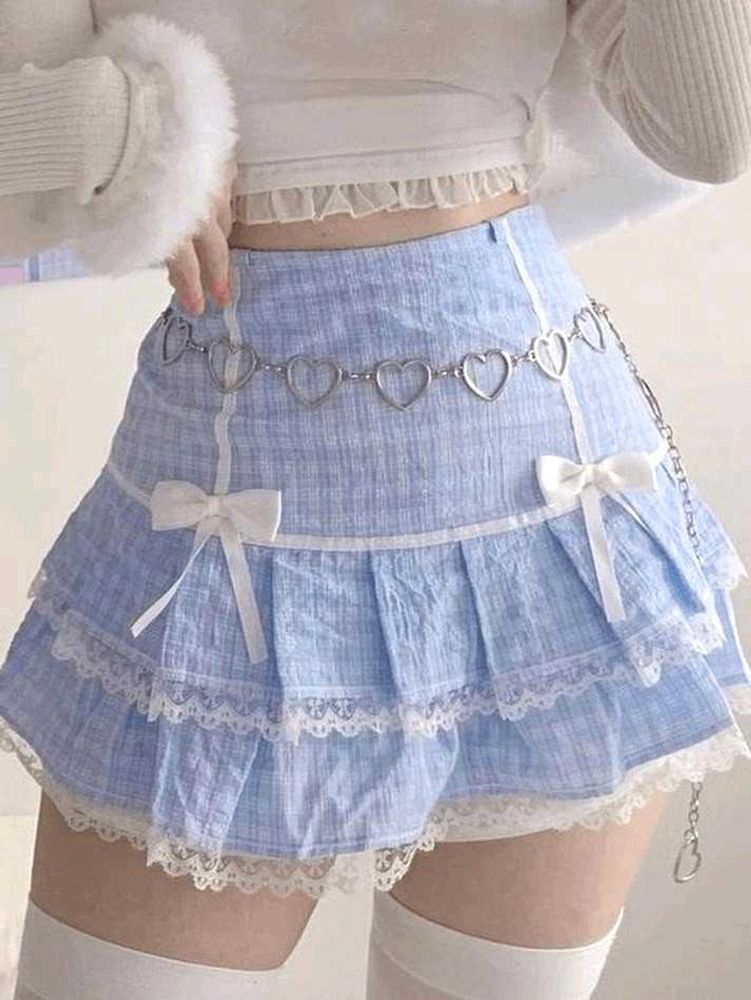 pleated skirt