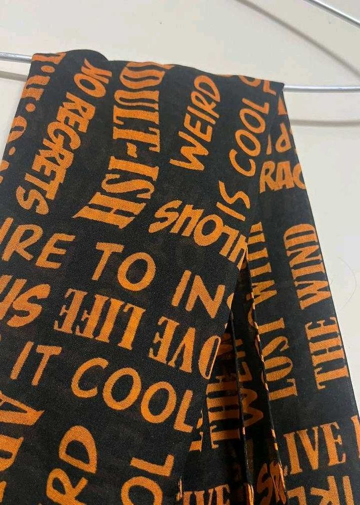 A Bicolor-ed Scarf