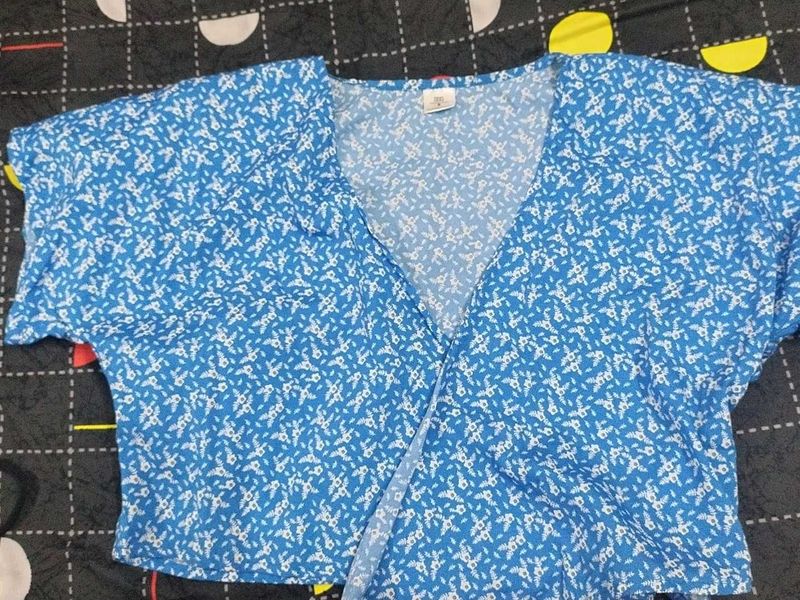 SSS Blue Floral Wrap Top