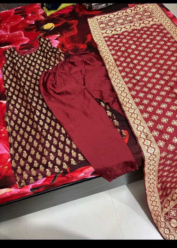 Kurti ,pant &amp; Dupatta Set
