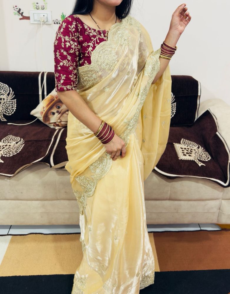 designer saree with stitched blouse✨