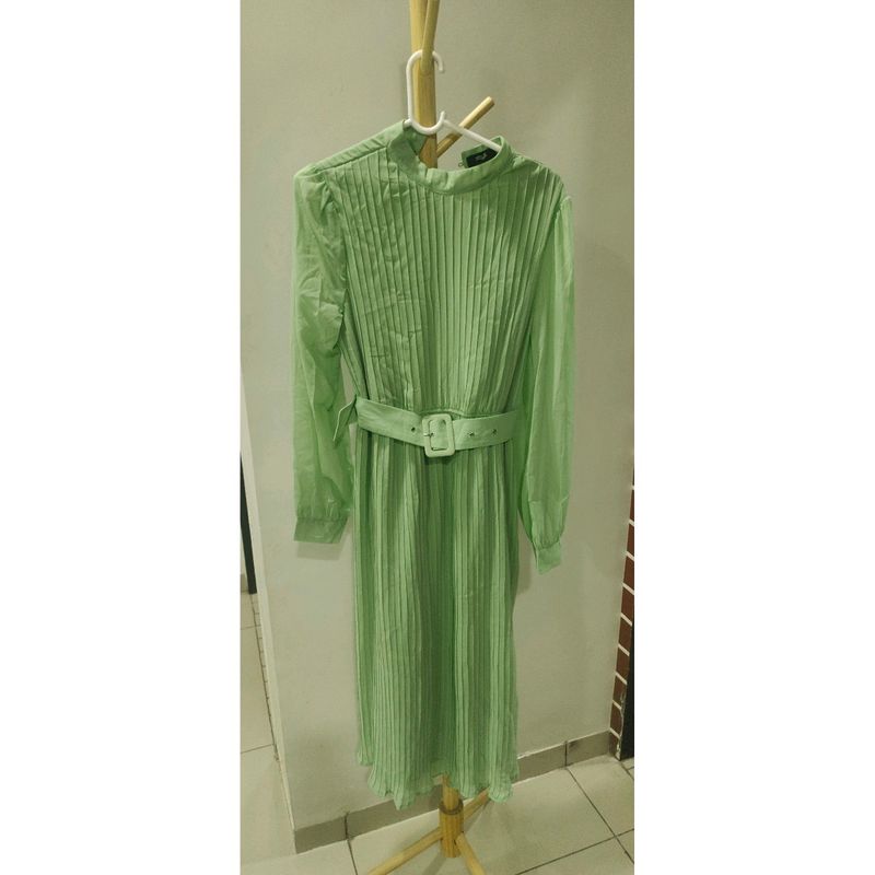 Classy &amp; Elegant Accordion Pleated Dress
