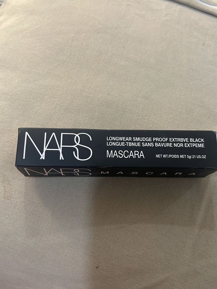 NARS Longwear Smudge Proof Extreme Black Mascara