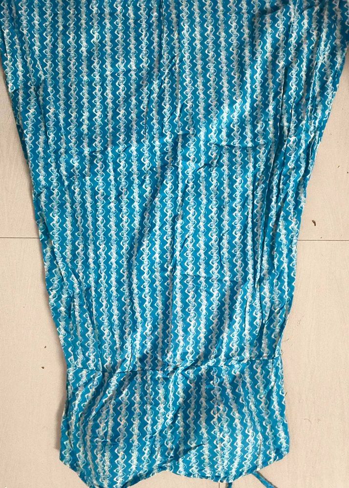 Cute Blue &amp; White Top