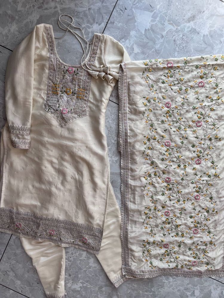 Elegant Embroidered Kurta Set