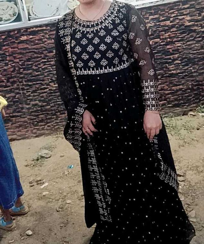 ELEGANT BLACK SALWAR SUIT