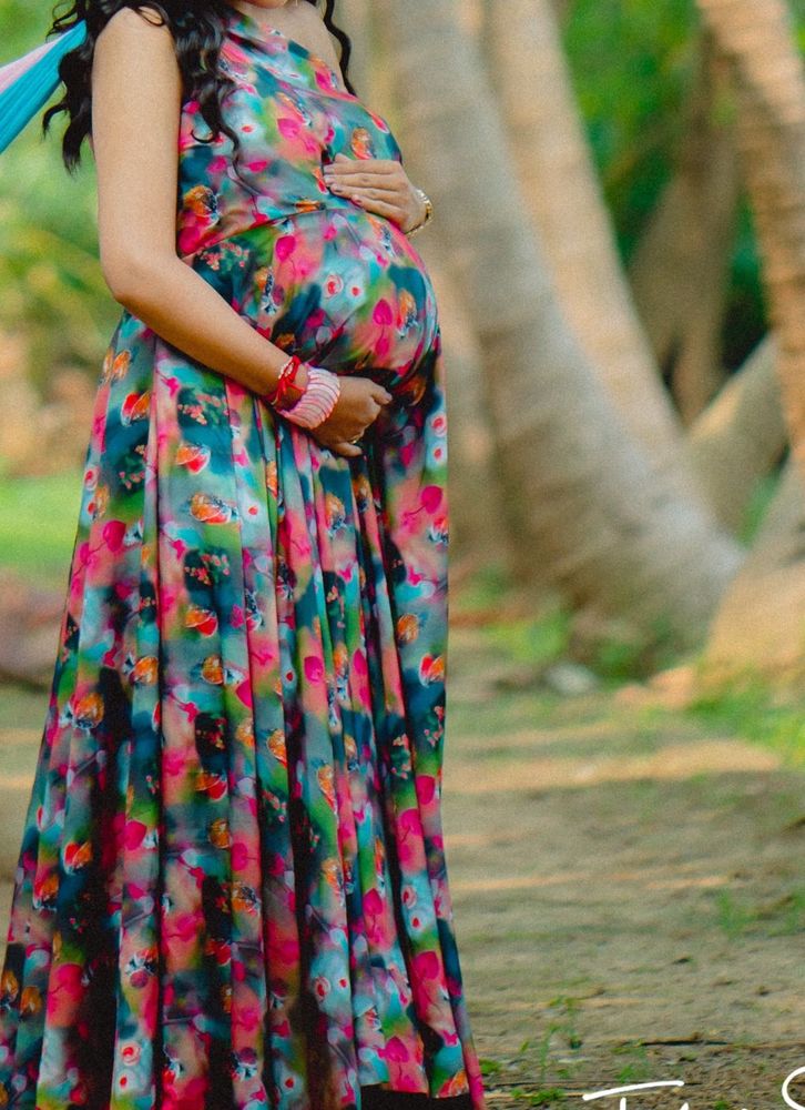 Floral Maternity Shoot Gown