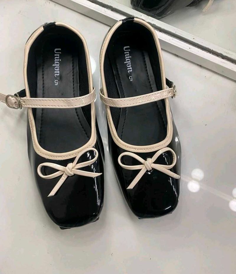 Black Mary Janes Bow Bellies