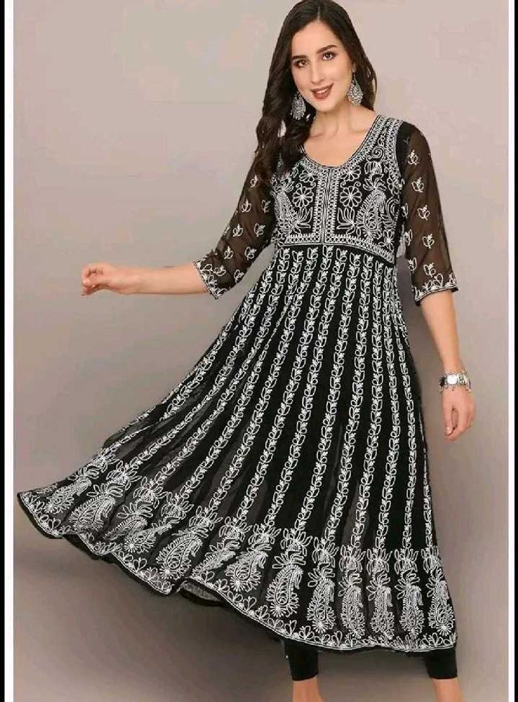 Black Embroidered Kurta