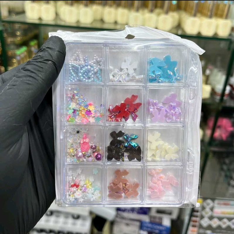 One Ps 200/-only Nail Art Decoration Kit