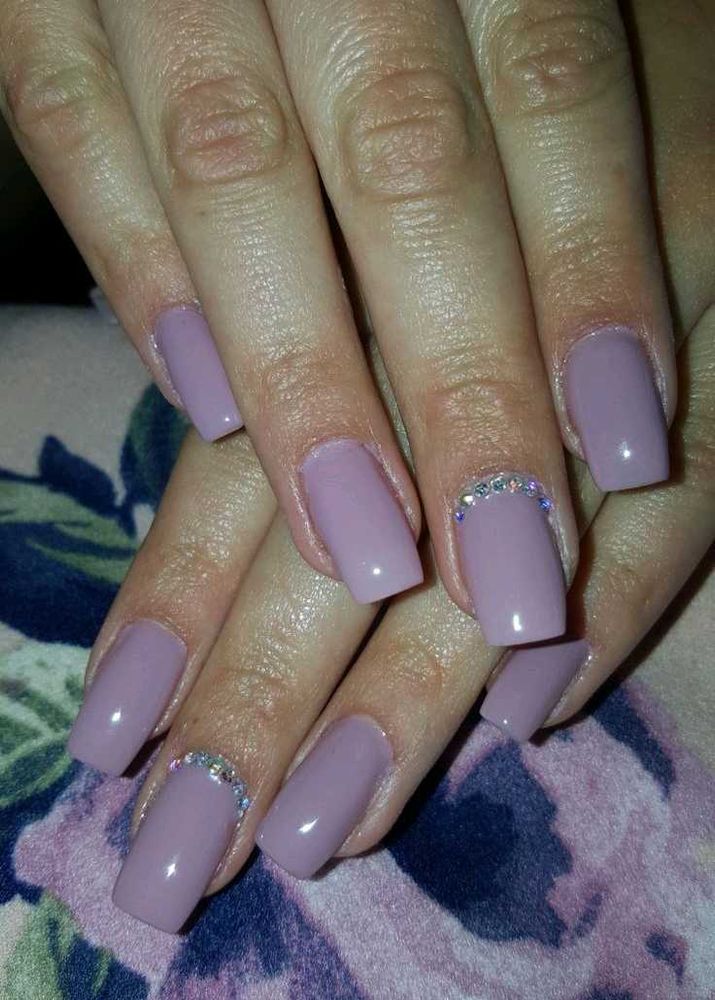 Stylish Lavender Press-On Nails