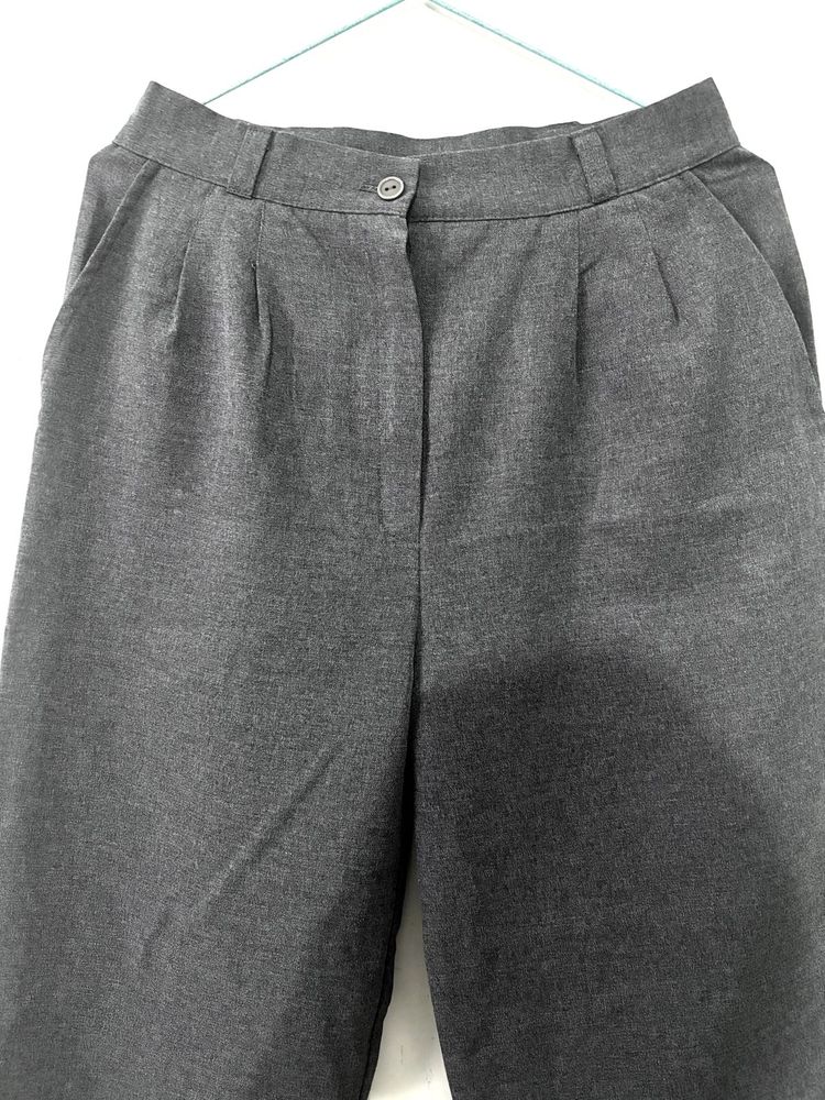 Full Lenght High Rise Grey Pants