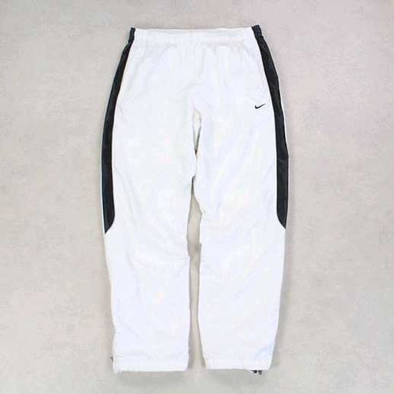 NIKE TRENDING VINTAGE TRACKS