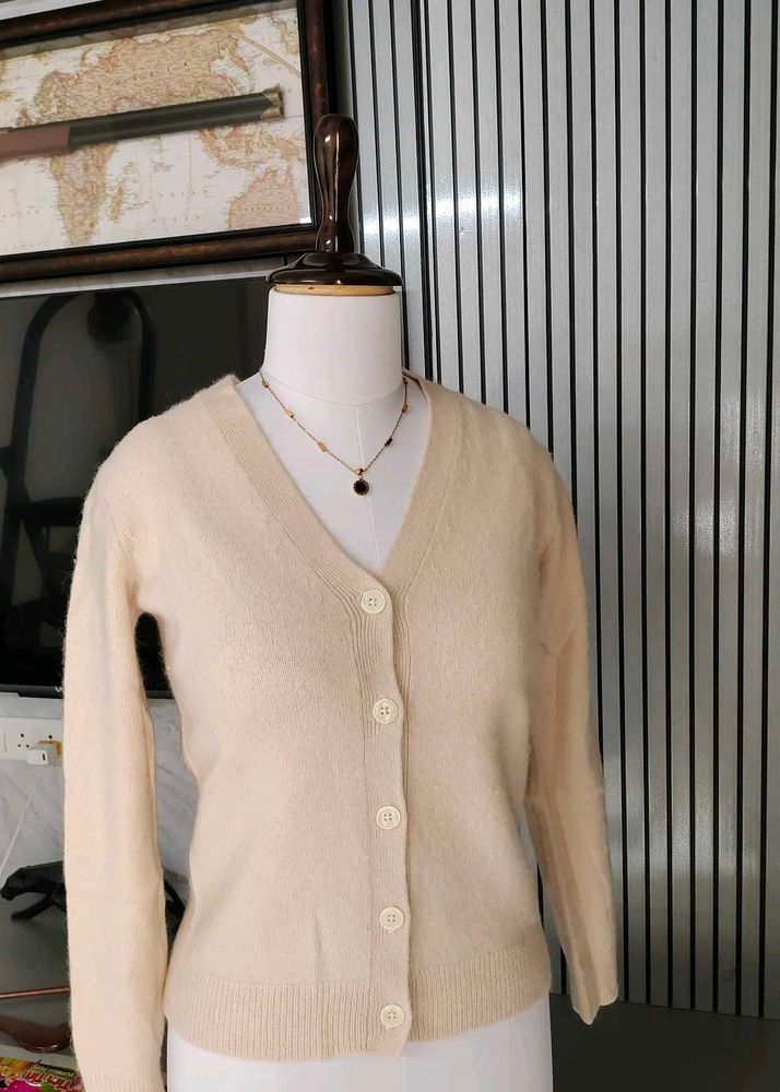 Uniqlo Cashmere Woolen Cardigan🇸‌🇦‌🇱‌🇪
