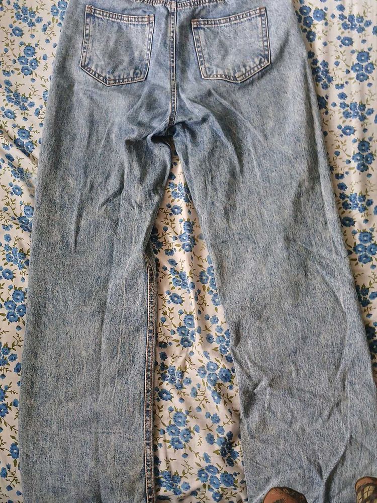 Wide Leg Wash Jeans
