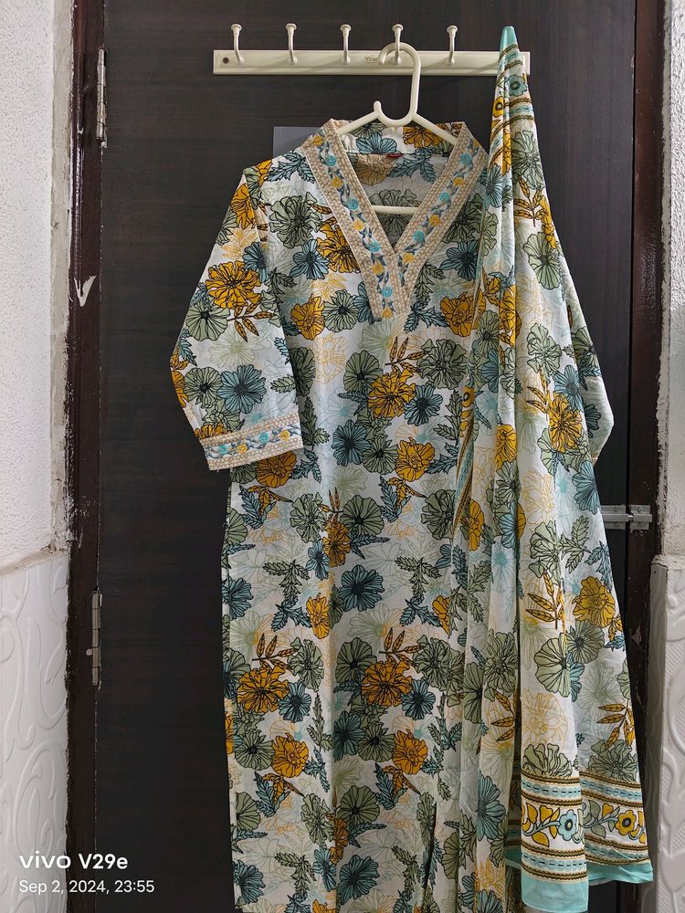 Floral Print Salwar Suit