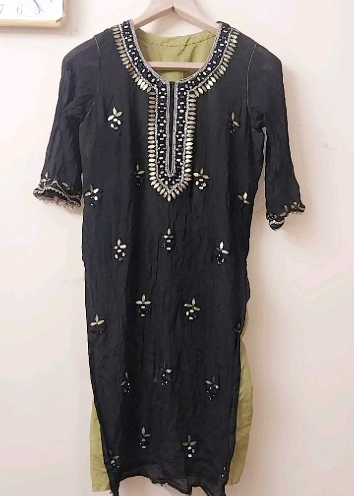 Elegant Black Embellished Kurta