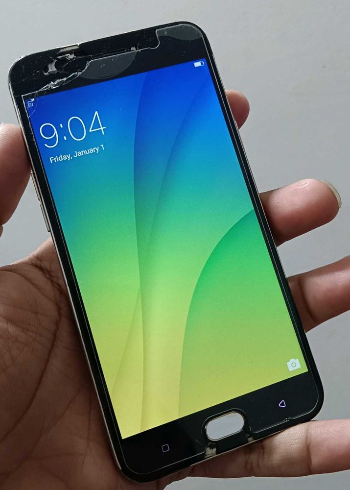 ✨ Oppo F1s with FREE back cover 3GB/32GB – Gold ✨