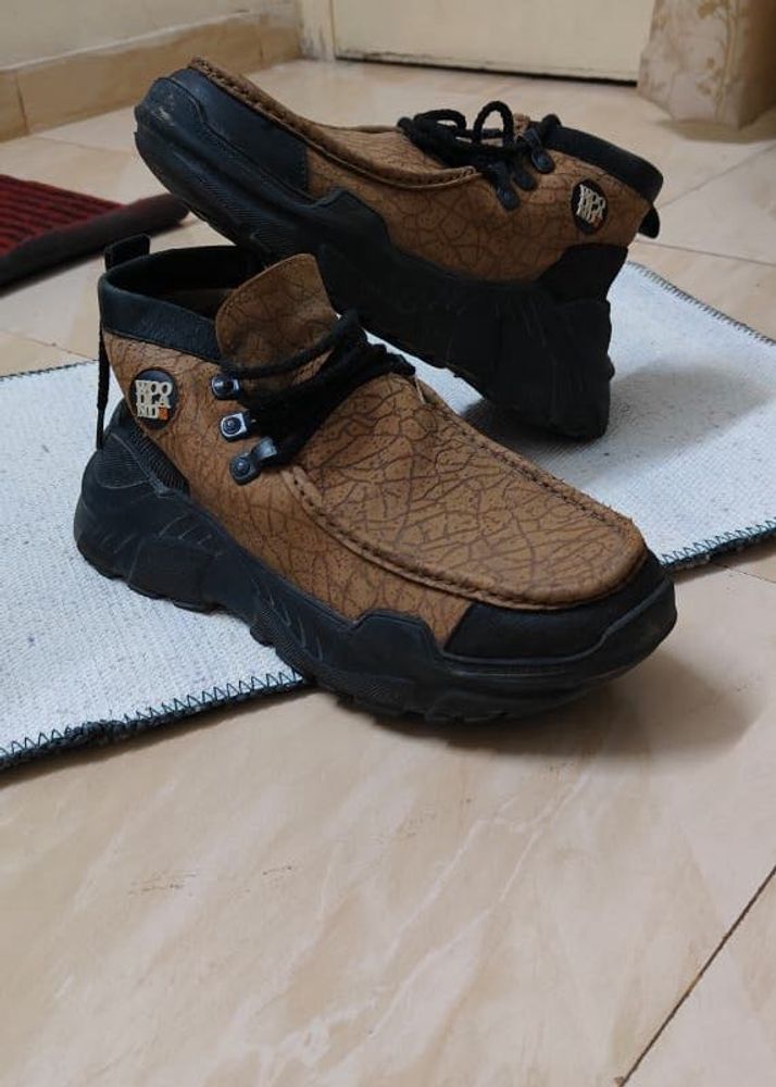 Original Woodland Shoes Size 7.5