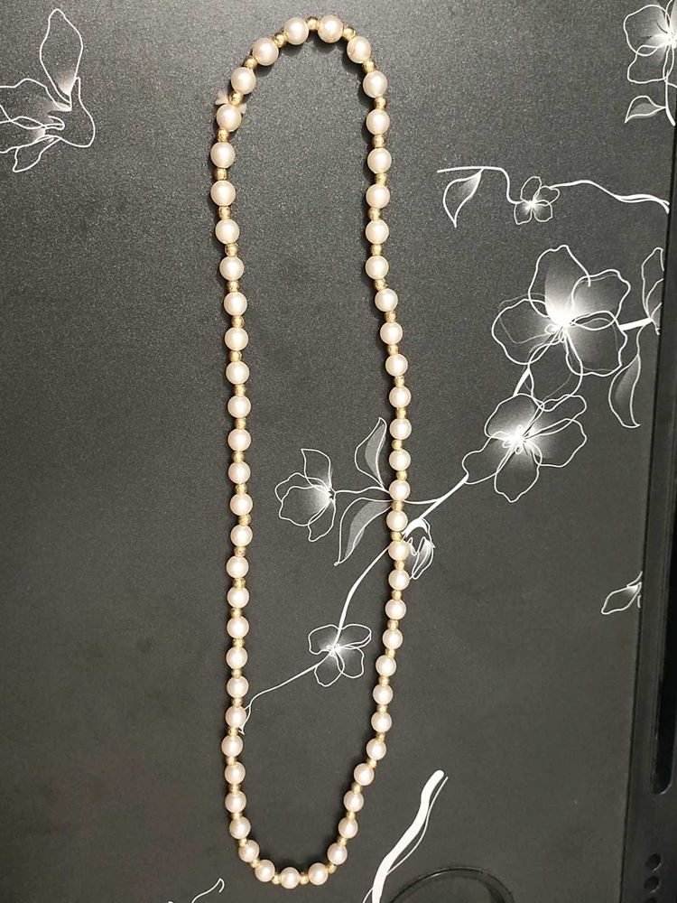 White Moti Necklace Or Mala