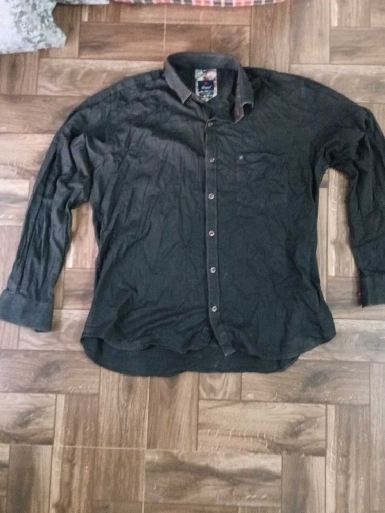 Men's Button-Down Shirt