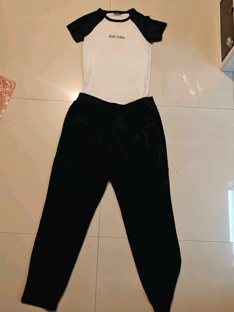 Black trendy jogger with pleated front