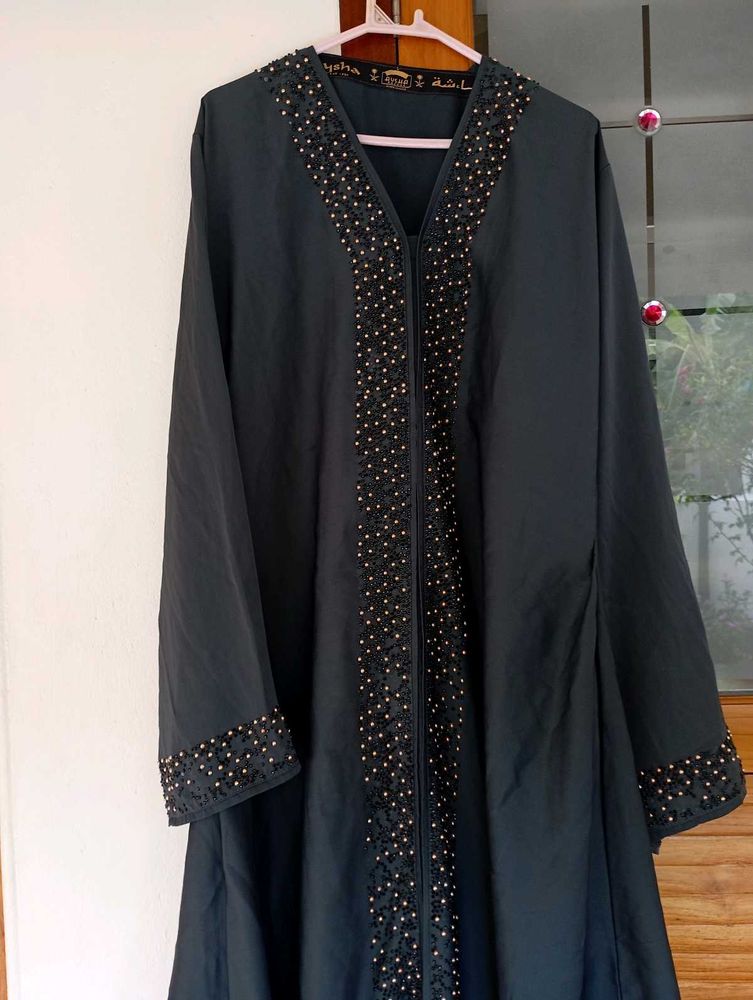 Elegant Black Abaya with Bead Detailing