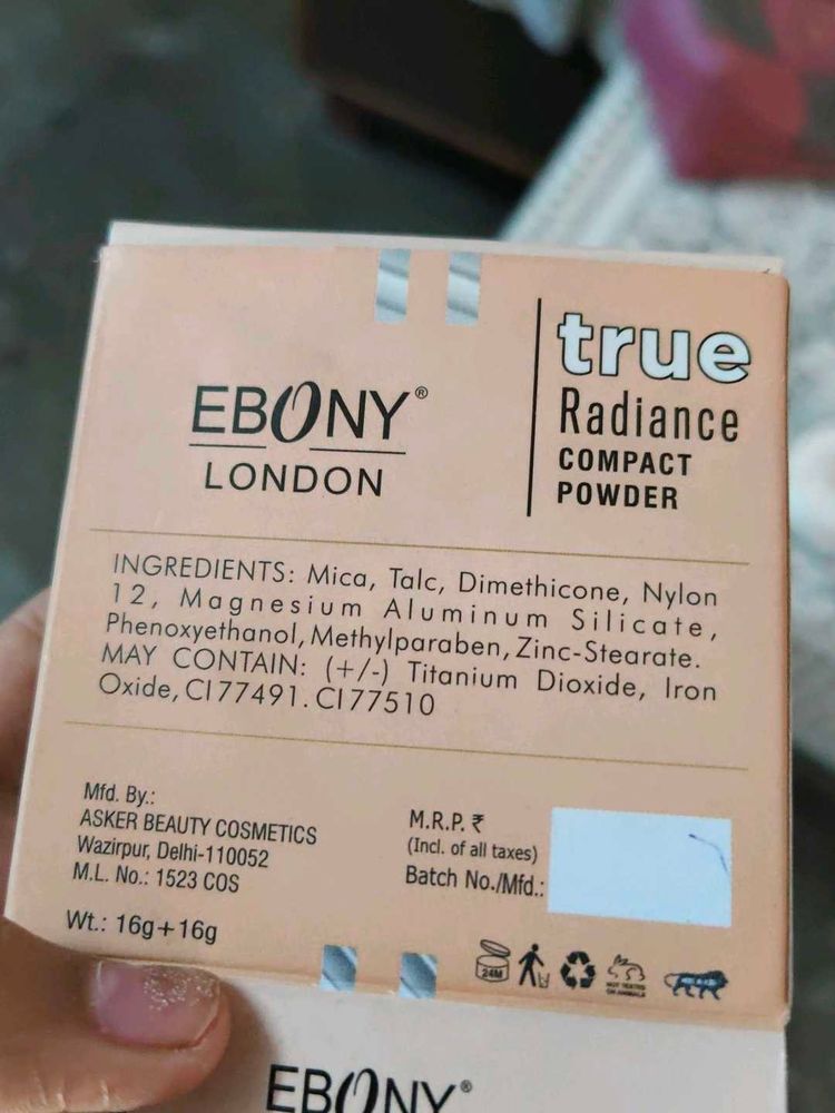 Ebony London Compact Powder