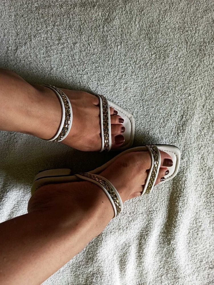 White Rhinestone Flat