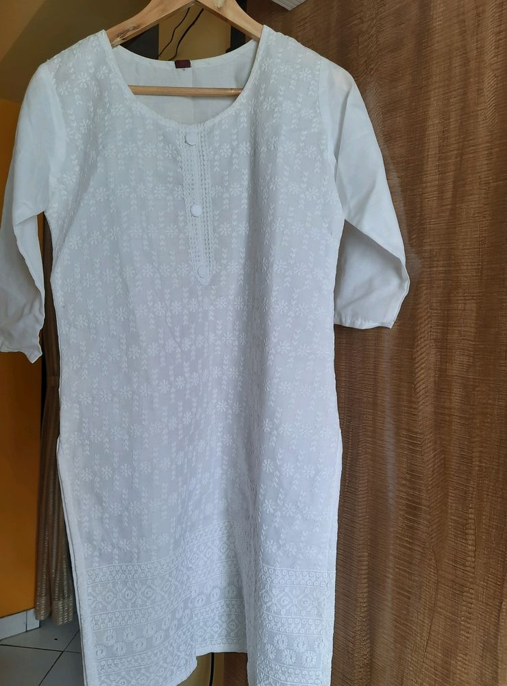 New White Embroidery Kurta