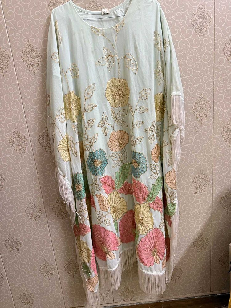 Floral Embroidered Kaftan Kurta