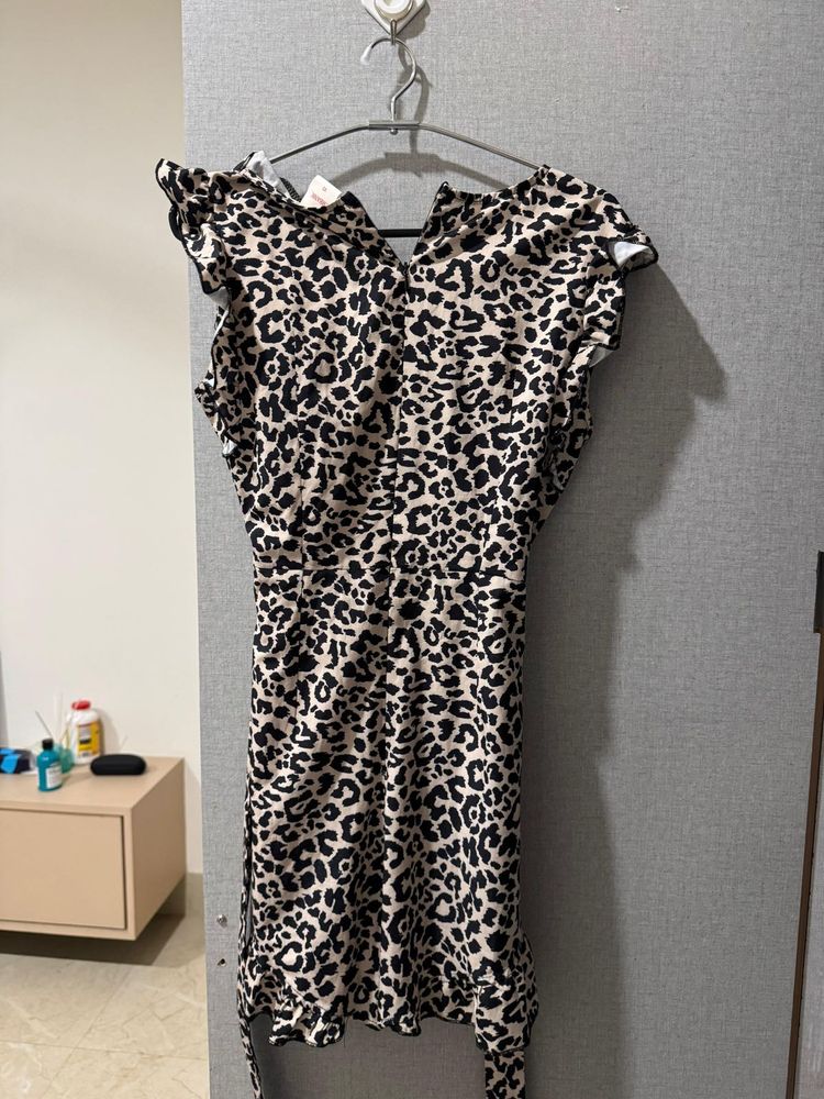 Leapord Print Play Suit Only Wore Once