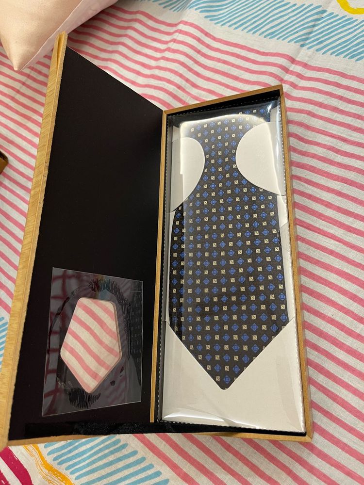 Stylish Tie Set