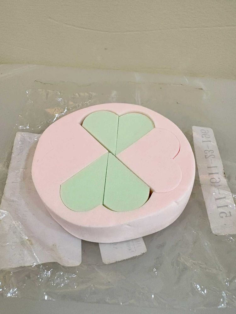 Makeup Sponges Clover Leaf