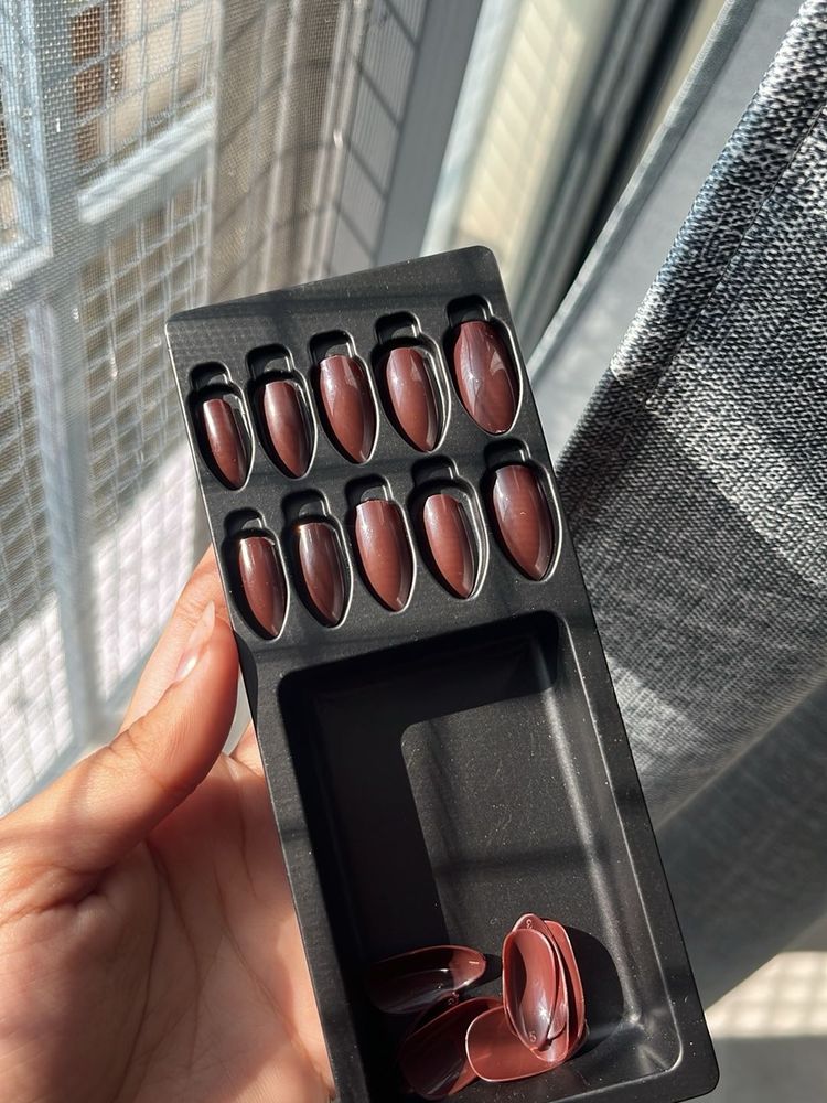Press On Nails