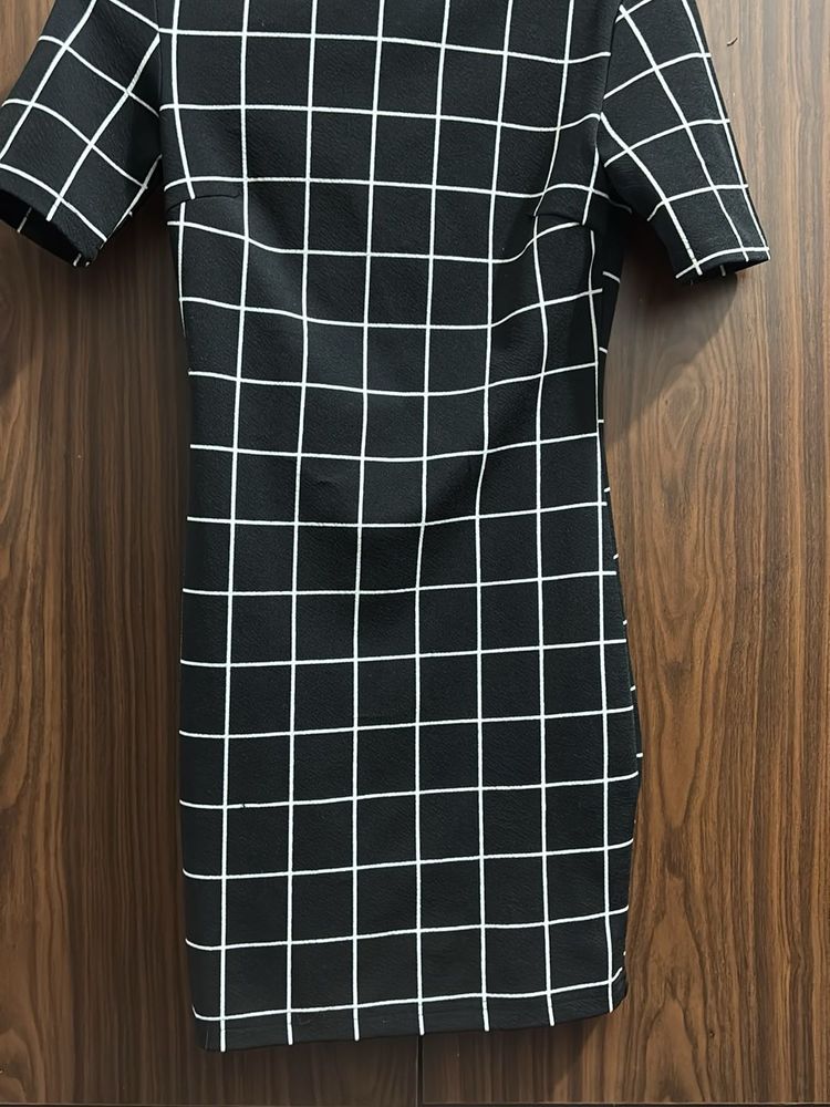 Grid Print Bodycon Dress