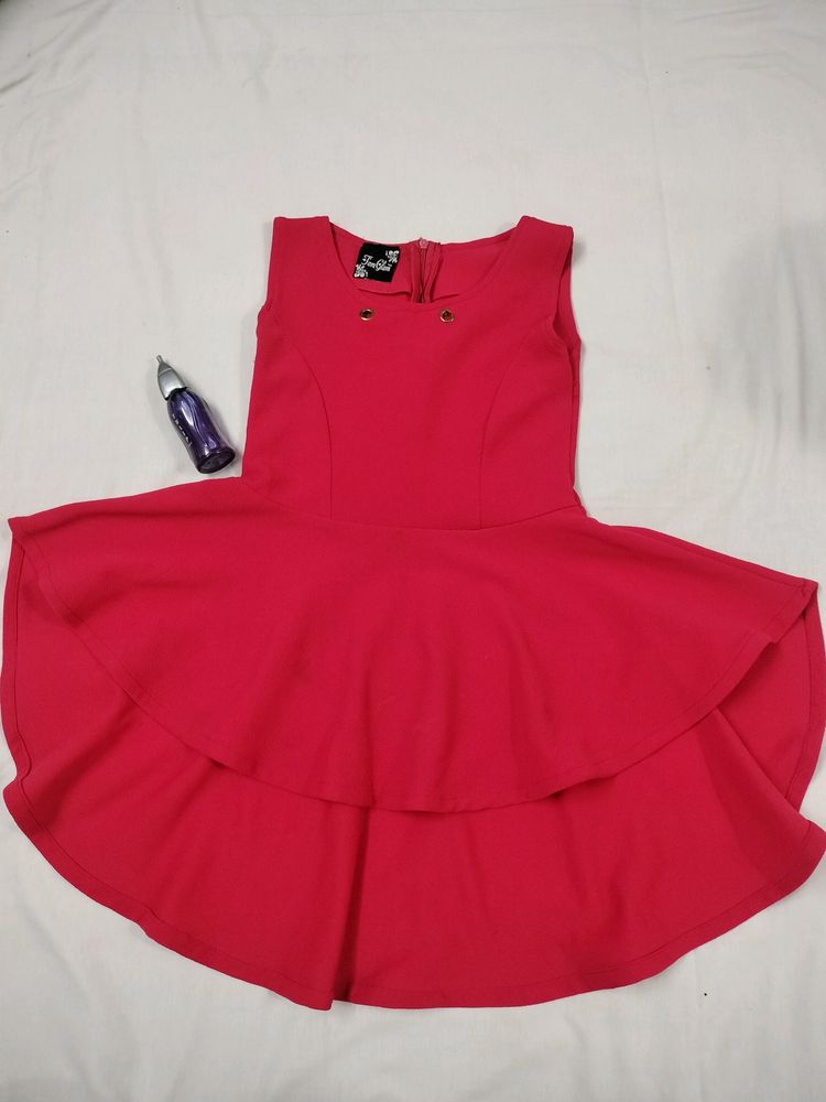 Red Ruffle Top🍒