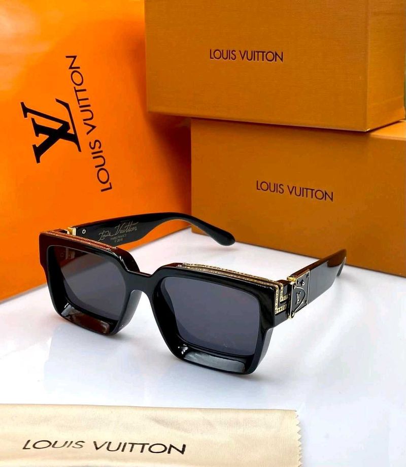 LOUIS VUITTON NEXT TO OG QUALITY UNISEX SUNGLASSES