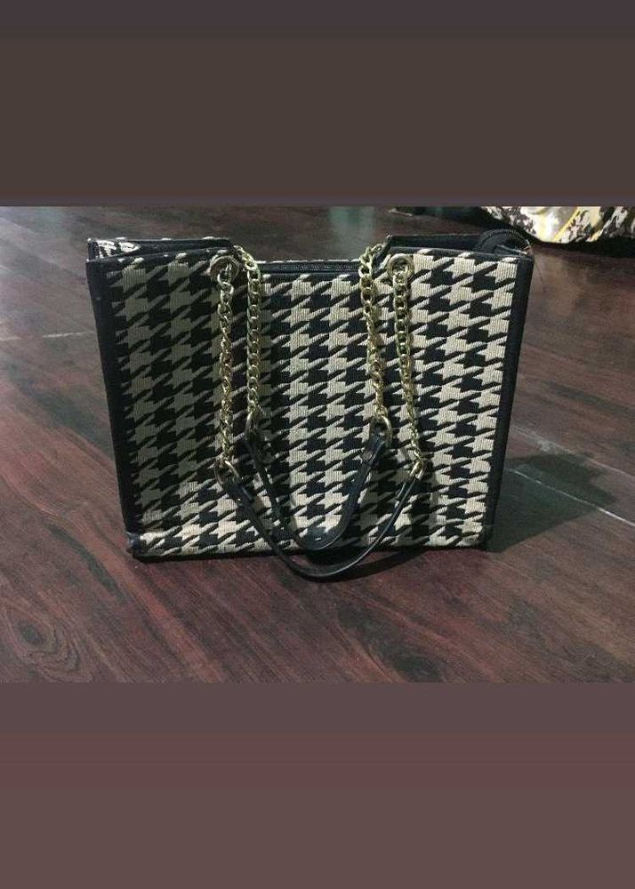 Houndstooth Chain Tote Bag